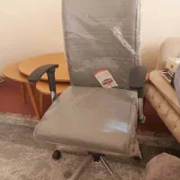 صندلی اداری، برند فرجاد