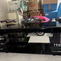 میز تلویزیون شیشه ای