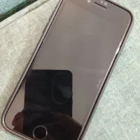 آیفون se