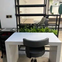 فروش پدیکور و سرشور و میز ناخن با شلف و صندلی|آرایشگاه و سالن‌های زیبایی|سمنان, |دیوار