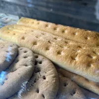 راننده جهت پخش نان محدوده میدان انقلاب