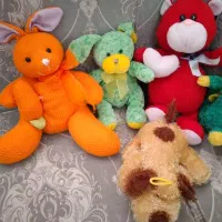 تعدادی عروسک و اسباب بازی موزیکال|اسباببازی|تهران, خواجه نظام الملک|دیوار