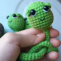 عروسک بافتنی|اسباب‌بازی بچه|مشهد, نیروی هوایی|دیوار