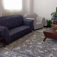 مبل راحتی با میز وعسلی