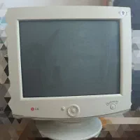 مانیتور قدیمی LG