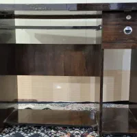 میز|میز تحریر و کامپیوتر|بیکاه, |دیوار