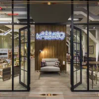 اجاره مغازه ۲۰۰متری بر خیابان مارنان