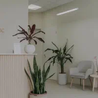 پزشک عمومی با پروانه اراک