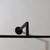 پایه لوستر و چراغ