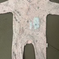 لباس و کلاه نوزادی