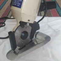 قیچی برقی هشت پر