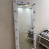 آینه قدی چراغدار