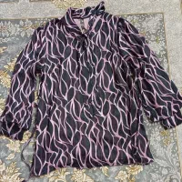 تعدادی شومیز|لباس|زنجان, |دیوار