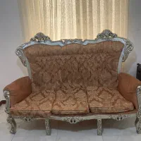 مبل سلطنتی ۹نفره همراه بامیزناهارخوری ۴نفره