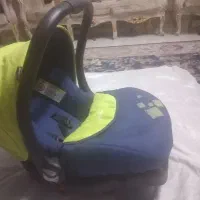 صندلی ماشین نوزاد