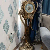 ساعت ایستاده