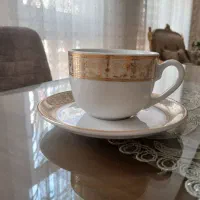 فنجان ونعلبکی چینی زرین