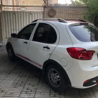 کوییک Rسفیدقرمز  مدل۹۸ شاسی سالم و پلمپ بی رنگ|خودرو سواری و وانت|اصفهان, بهارستان|دیوار