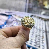 مدال نقره الیزابت ورساچ نقره   سرویس مشابه طلا|بدلیجات|تبریز, |دیوار