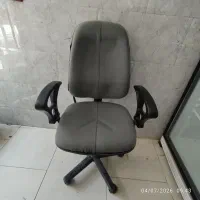 صندلی چرخان