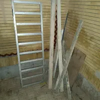 نردبان المنیومی ده پله با تعدادی شمشه المنیومی