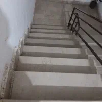 نظافت پله سرایداری