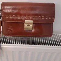 کیف دستی چرم پلو بهمراه یک کیف پول|کیف، کفش، کمربند|رشت, پیرکلاچای|دیوار