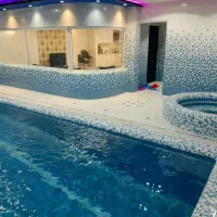 اجاره-روزانه-ویلا-باغ-شیک-استخردارکد-8