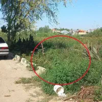 زمین-90-متری-کوچه-در-حال-ساخت-انشعابات-پای-زمین