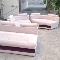 مبل چند تکه بهمراه میز