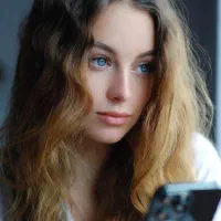 کلیه خدمات نرم افزاری موبایل (حضوری + آنلاین)