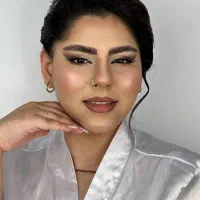 میکاپ و شینیون ۶۰۰|خدمات آرایشگری و زیبایی|رشت, حمیدیان|دیوار