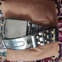 ساعت زنانه|ساعت|اندیشه, اندیشه فاز ۱|دیوار