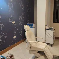 اپراتور لیزر و منشی مطب