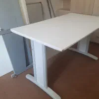 میز کار بسیار محکم قابل جدا شدن از هم