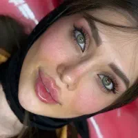 مدل خدمات زیبایی