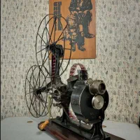 آپارات ۳۵ میلیمتری سینمایی دستی عصر چارلی