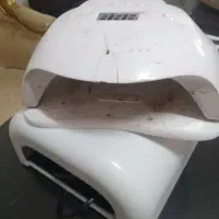 میز ناخن و استند بزرگ|آرایشگاه و سالنهای زیبایی|ملایر, |دیوار