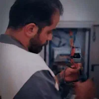 برقکار متخصص و منصف
