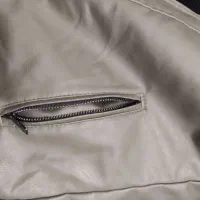 کت چرم|لباس|گرگان, |دیوار