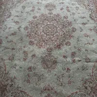 فرش کرمی چهار متری