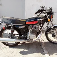 موتورسیکلت ۱۵۰سی سی کبیر فوق‌العاده سالم