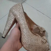 کفش مجلسی پاشنه دار