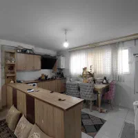 ۸۶ متر کریمی شیشه چی پارکینگ بی مزاحم