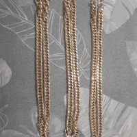 زنجیر تو گردنی