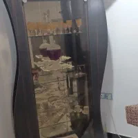 ویترین اینه دار سالم وتمییز