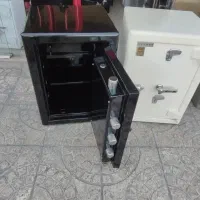 پخش انواع گاوصندوق نسوز