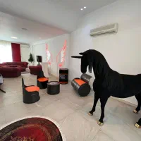 آپارتمان مدرن لوکس با( دیزاین مدرن )لوکیشن خاص