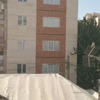 بنای ساختمان با ۲۵ سال سابقه کار در تهران