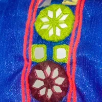دوختن آینه ی لباس بلوچی